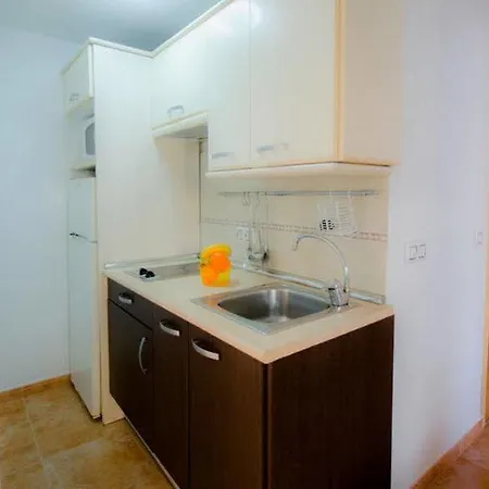 Apartment Living *
